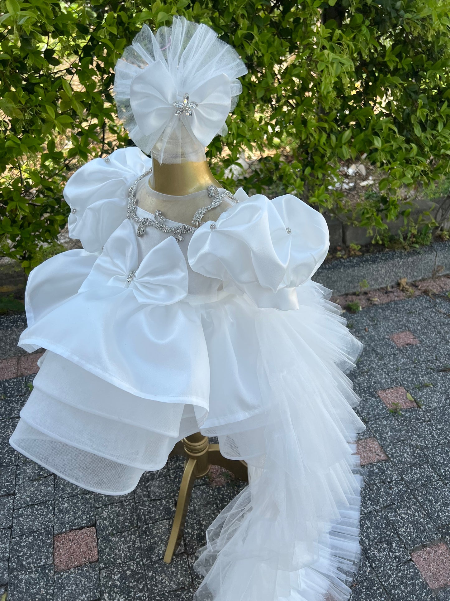 Long Tailed Stone Detailed Puffy Special Day Dress