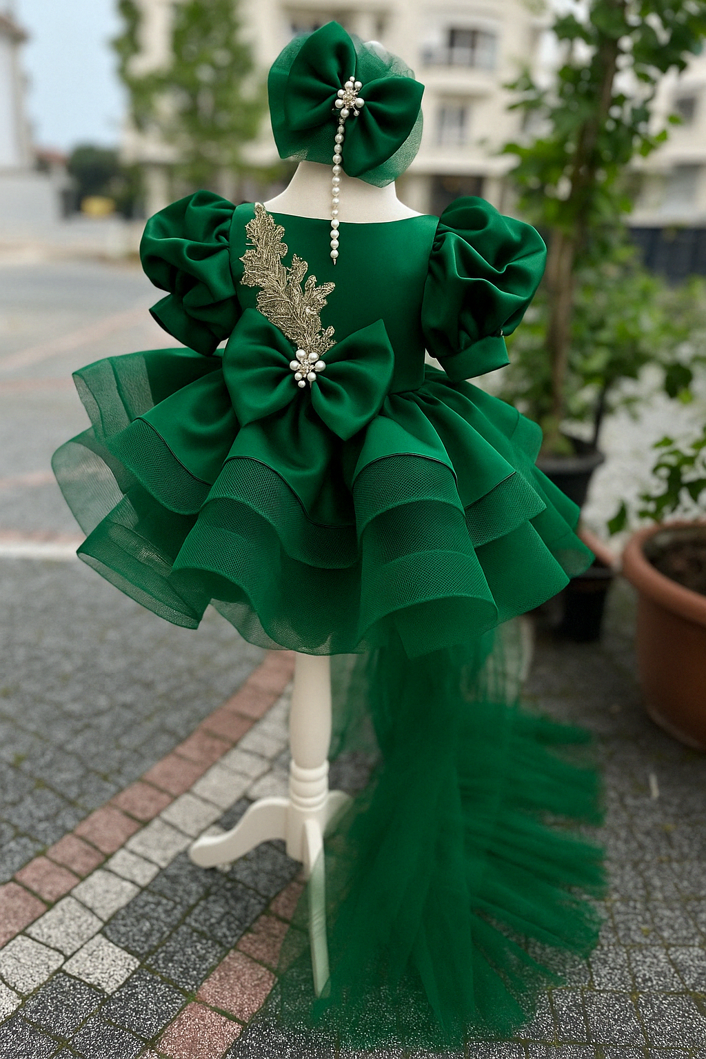 Long Tailed Stone Detailed Puffy Special Day Dress