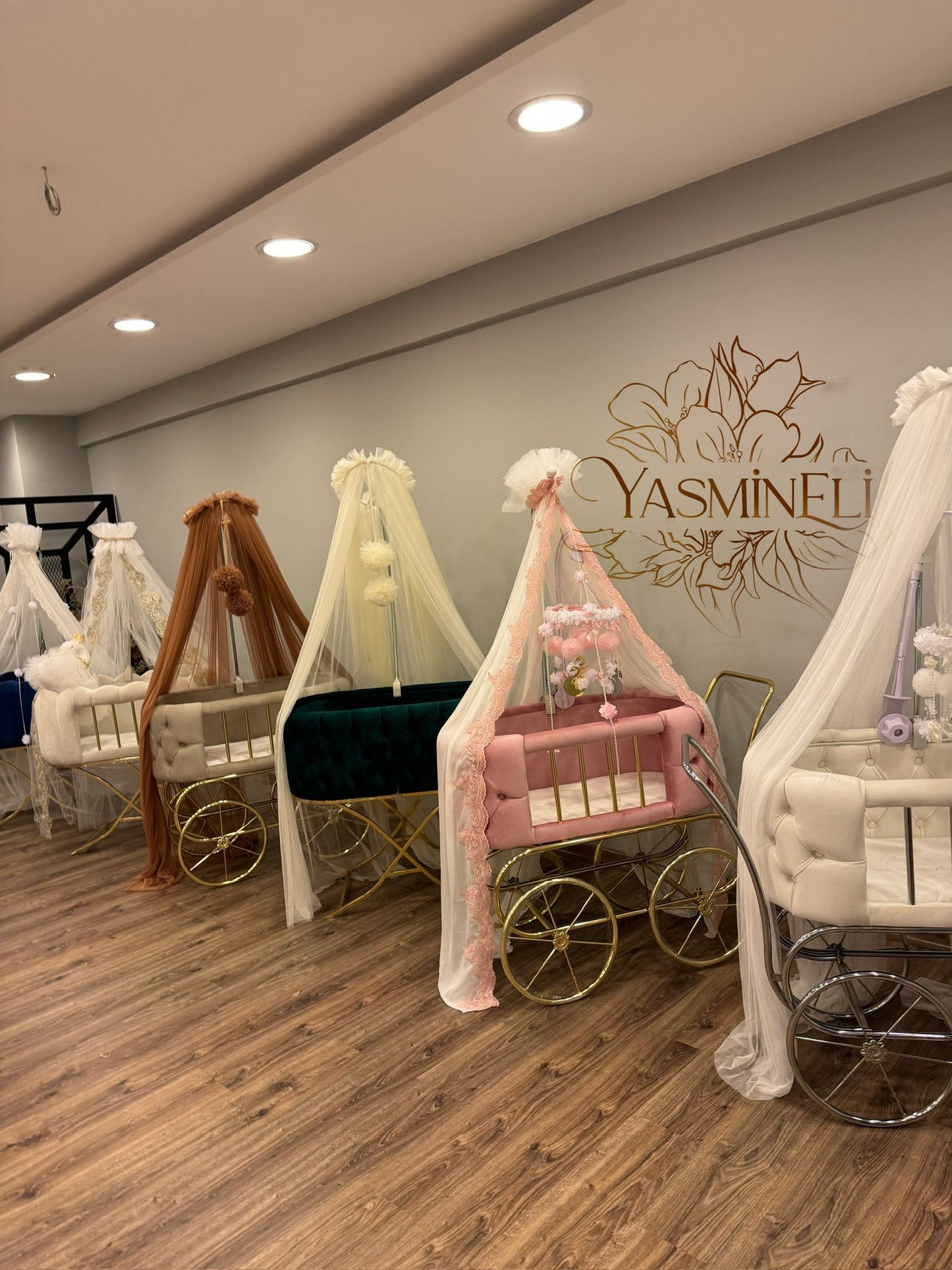 Elegance™ Premium Baby Cradle